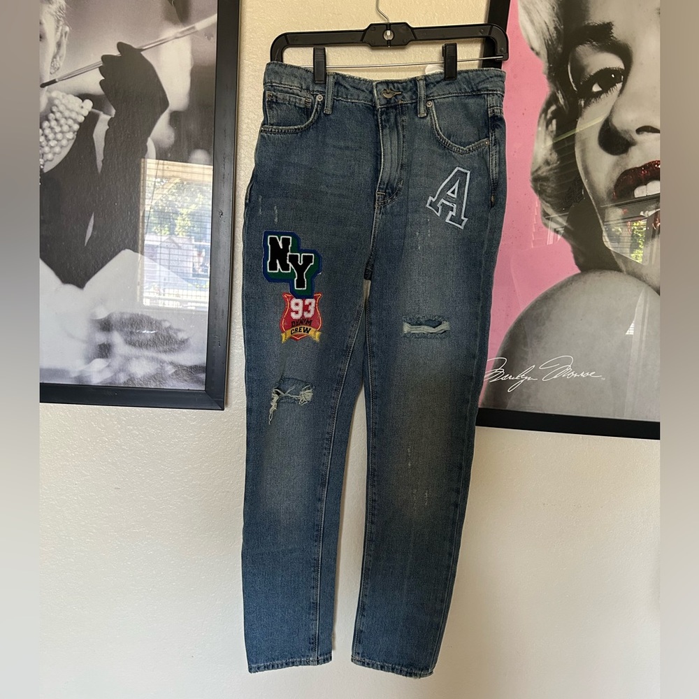 Jeans